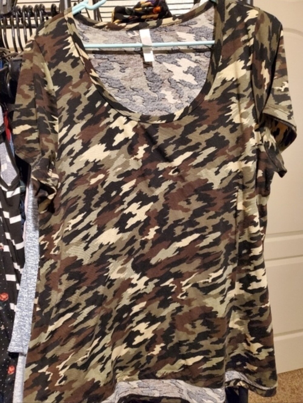 Lularoe Classic T